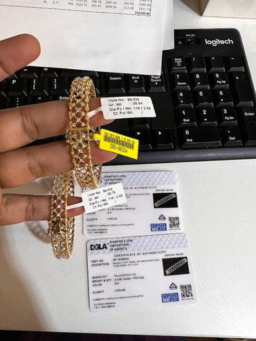 DIAMOND-BANGLES,18K (DBG-00324)