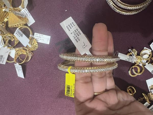 DIAMOND-BANGLES,18K (DBG-10007)