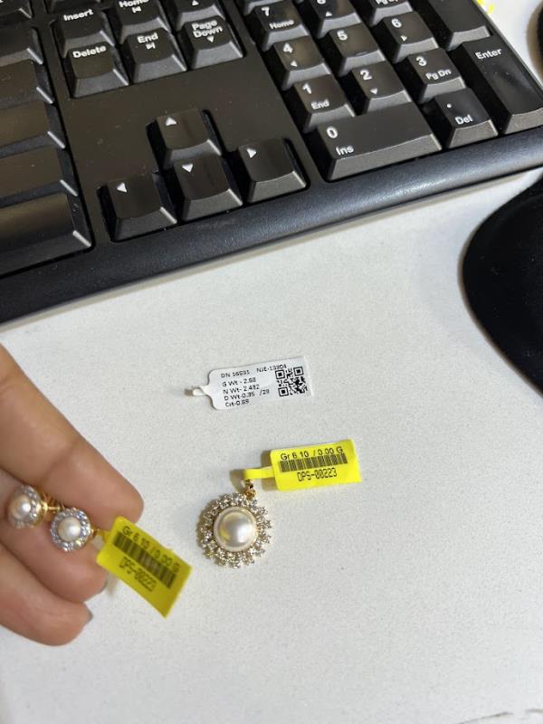 DIAMOND-PENDANT SET,18K (DPS-00223)