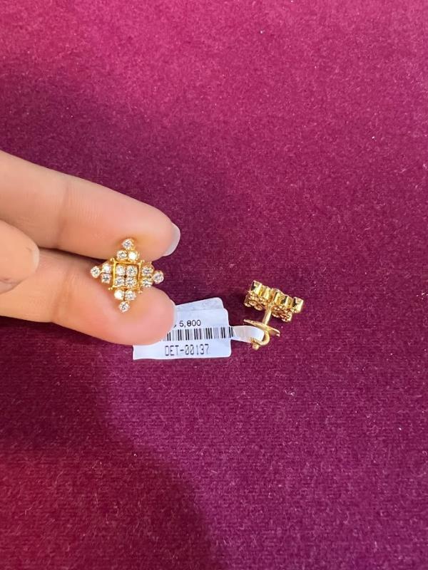 DIAMOND-EAR TOPS,18K (DET-00137)