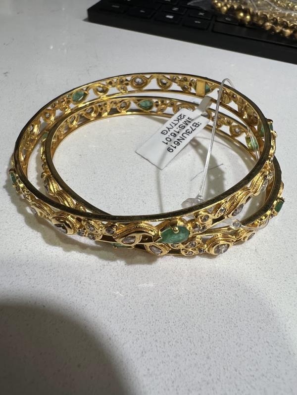 DIAMOND-BANGLES,22K (DBG-00262)