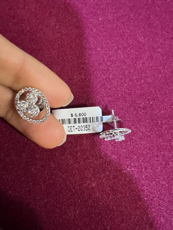 DIAMOND-EAR TOPS,18K (DET-00350)