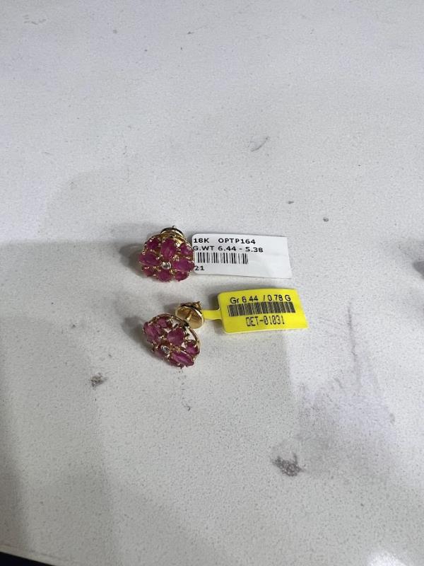 DIAMOND-EAR TOPS,18K (DET-01031)