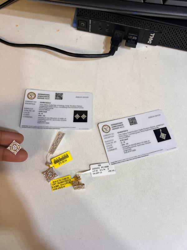 DIAMOND-PENDANT SET,18K (DPS-00194)