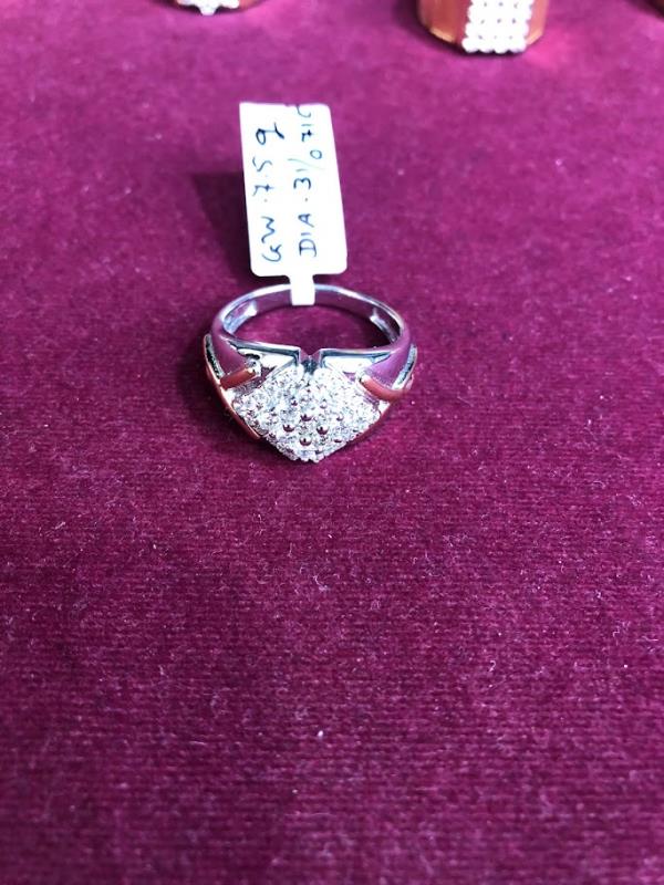 DIAMOND-RING,18K (DRG-00211)