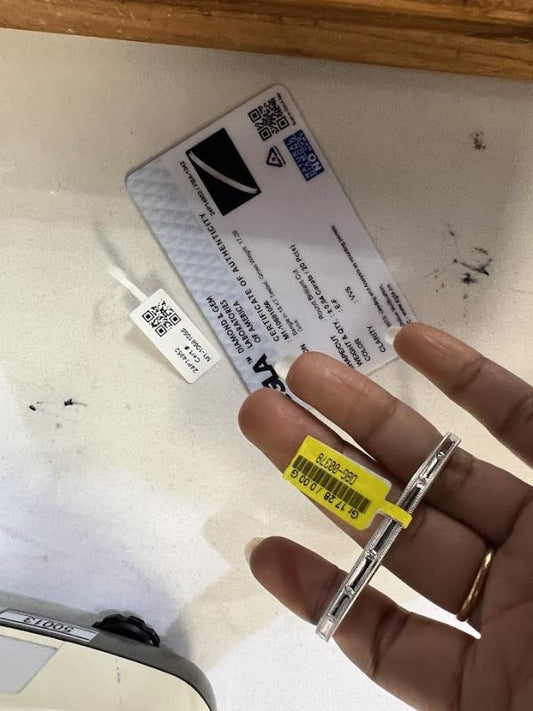 DIAMOND-BANGLES,18K (DBG-00378)