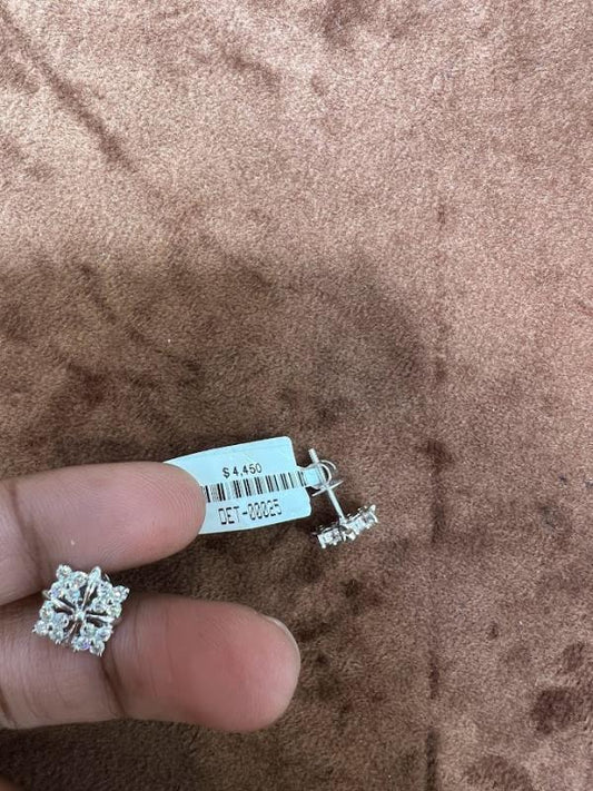 DIAMOND-EAR TOPS,18K (DET-00025)