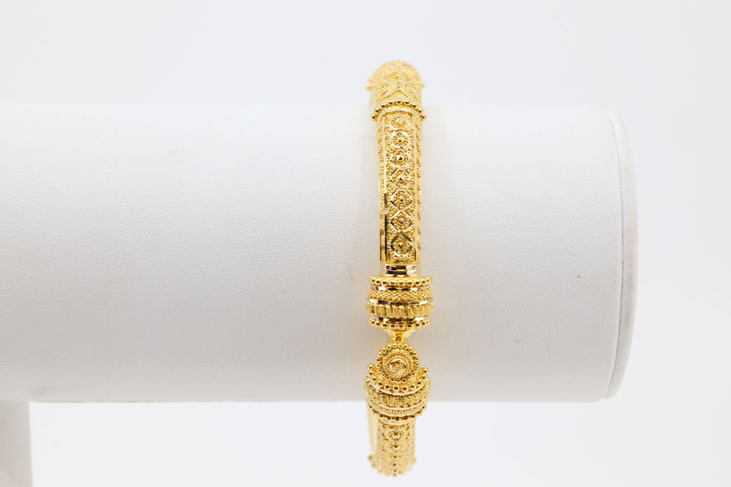 BANGLES,22K (BG-10180
)