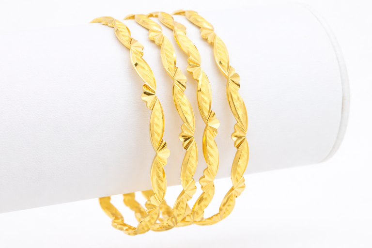 BANGLES 22K (BG-10762)