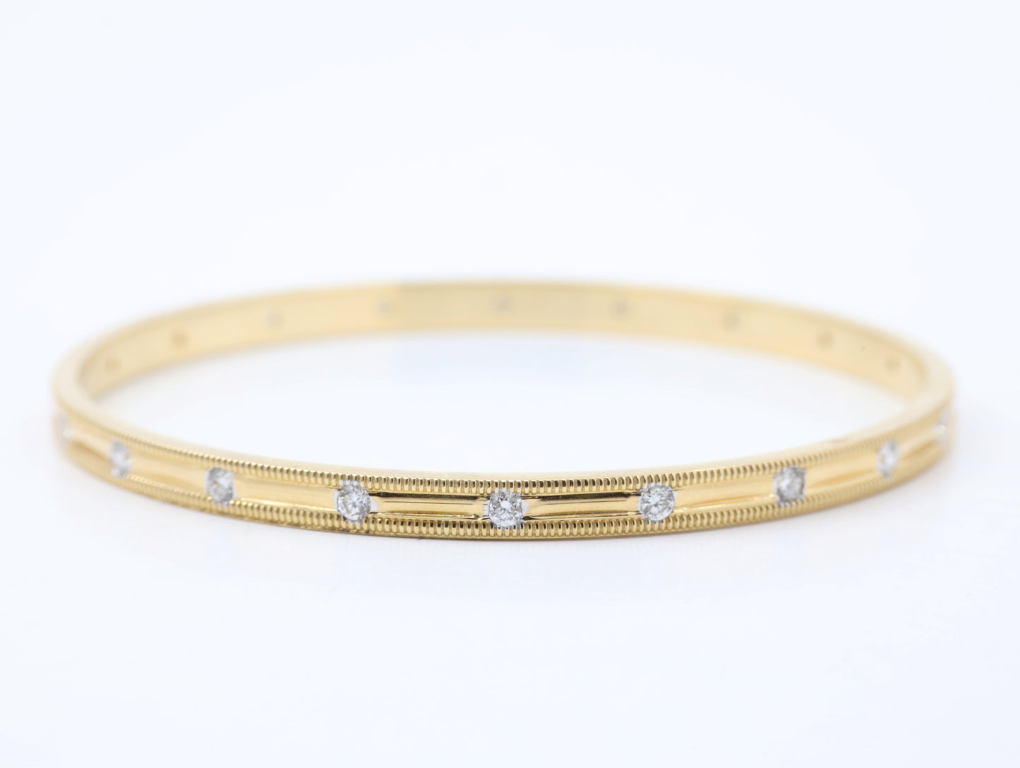 DIAMOND-BANGLES,18K (DBG-00377)