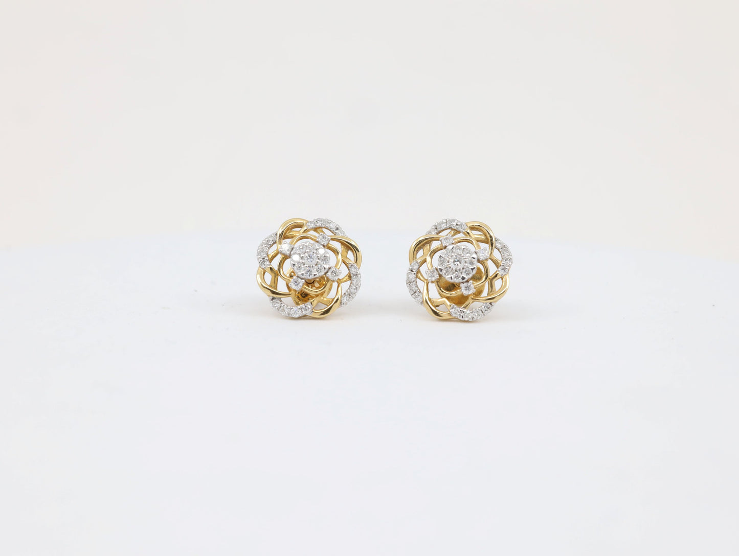 DIAMOND-EAR TOPS,18K (DET-00085)