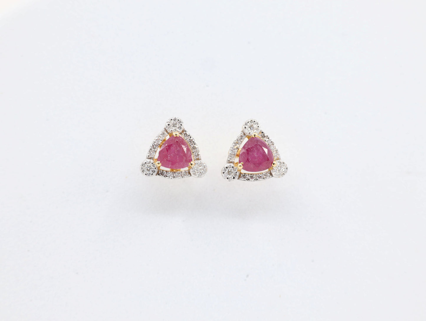 DIAMOND-EAR TOP 18K (DET-10104)