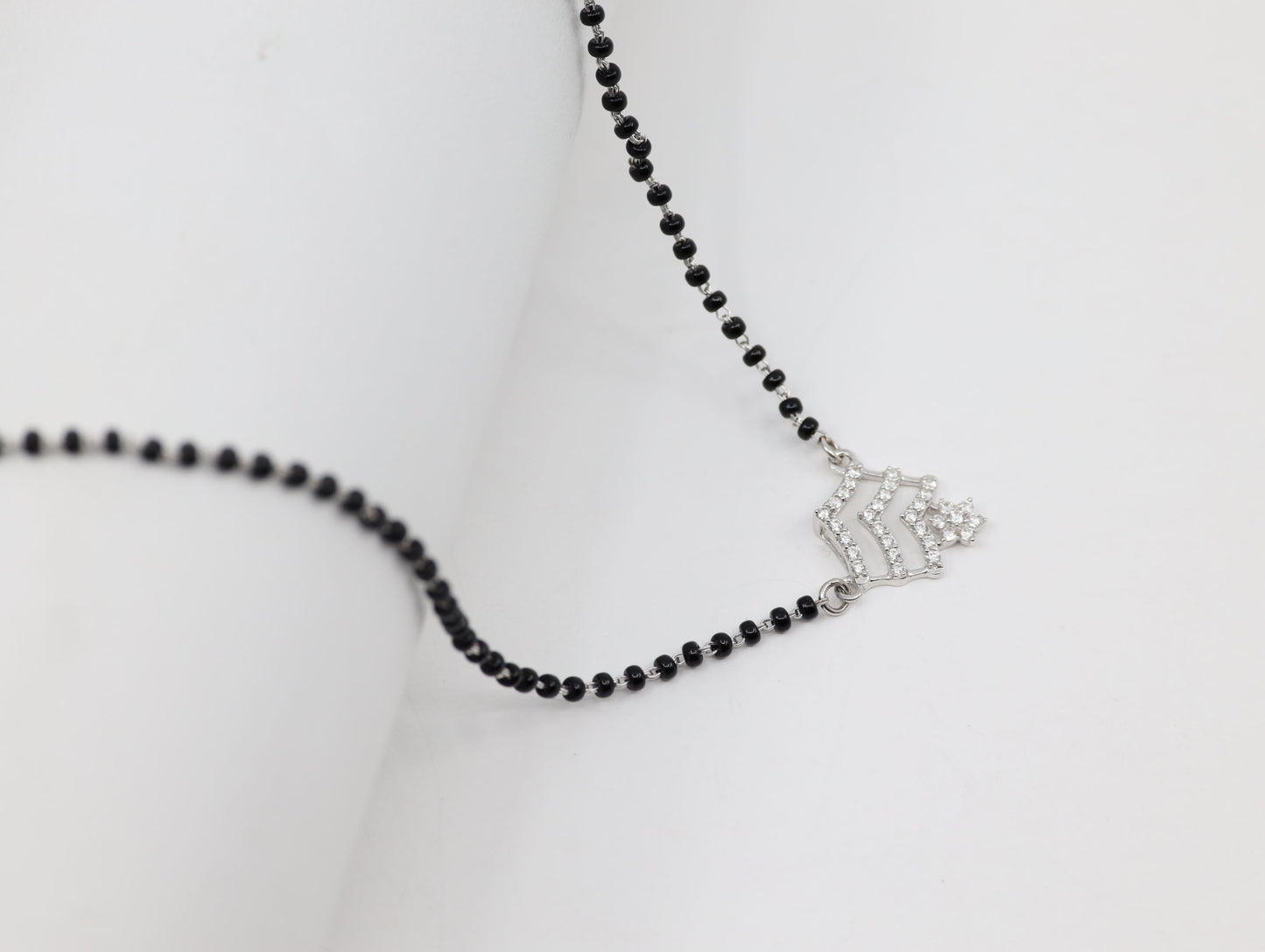 DIAMOND-MANGAL SUTRA,18K (DMS-00141)