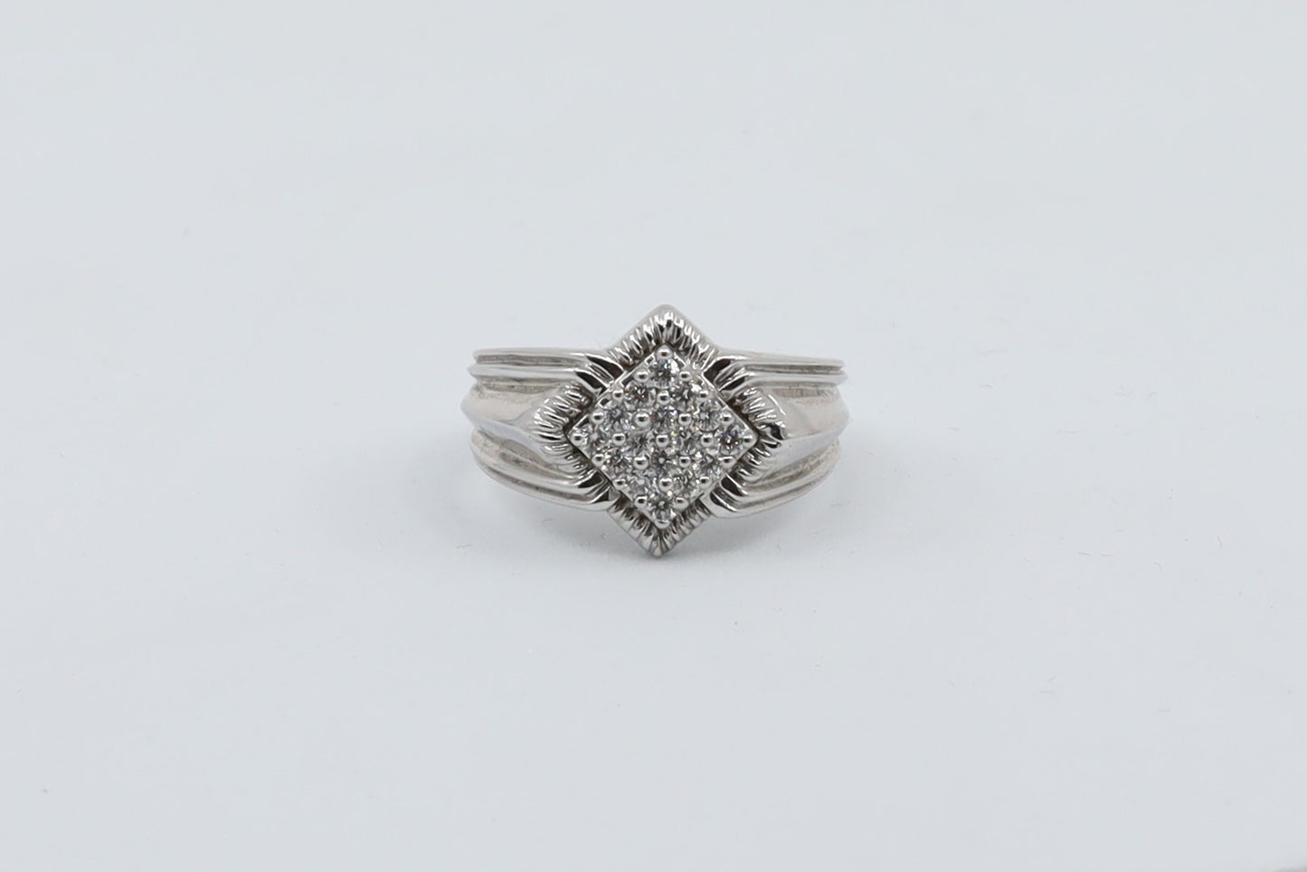 DIAMOND-RING,18K (DRG-00216)