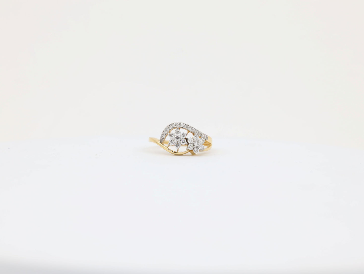 DIAMOND-RING,18K (DRG-00329)