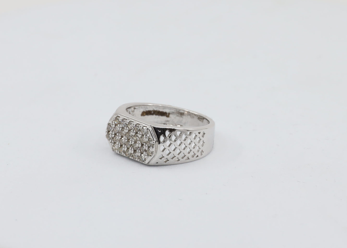 DIAMOND-RING,18K (DRG-00470)