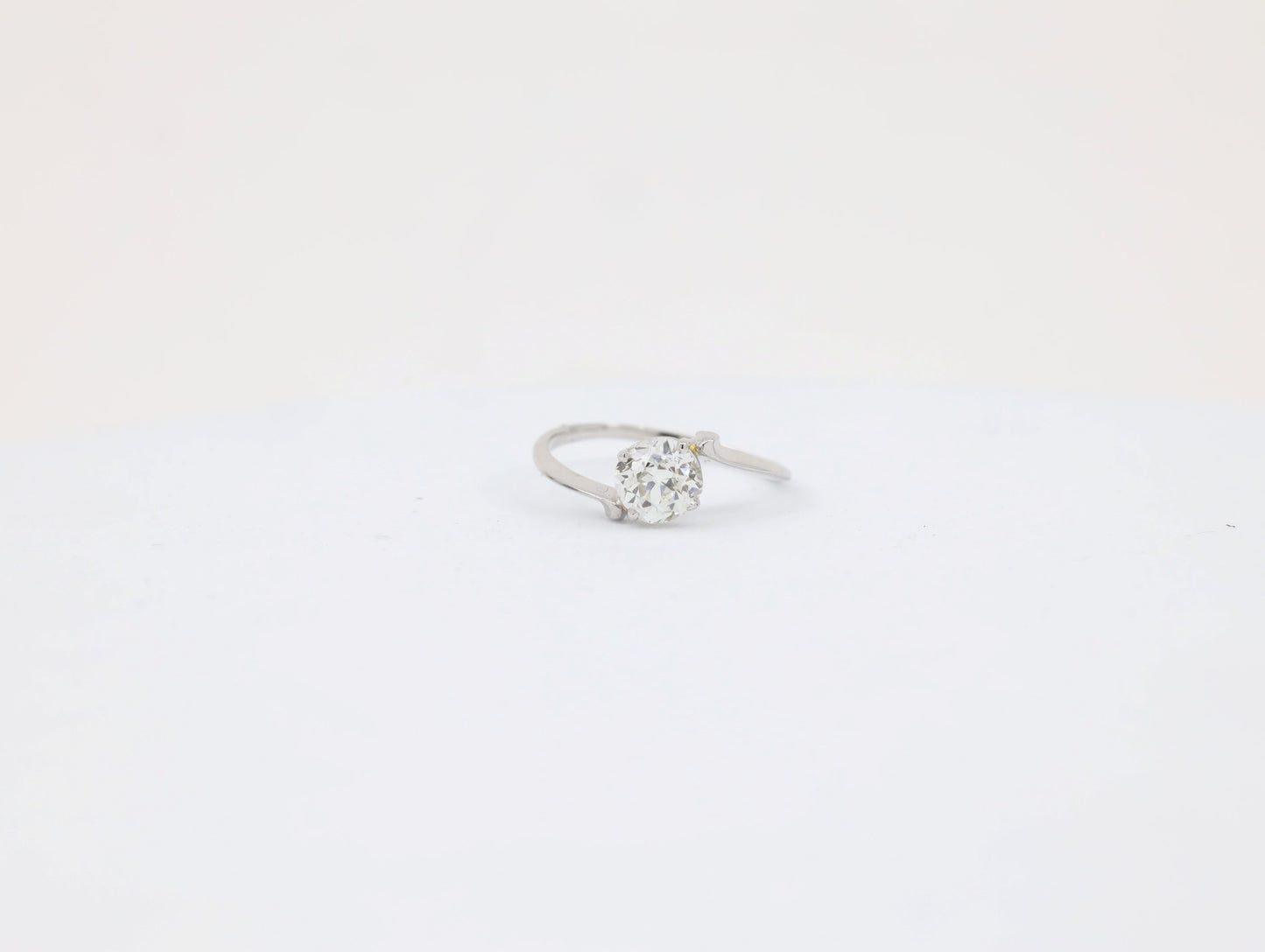 DIAMOND-RING,18K (DRG-00861)