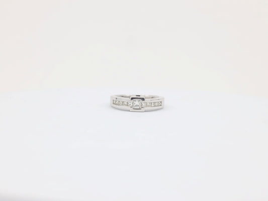 DIAMOND-RING,18K (DRG-00883)
