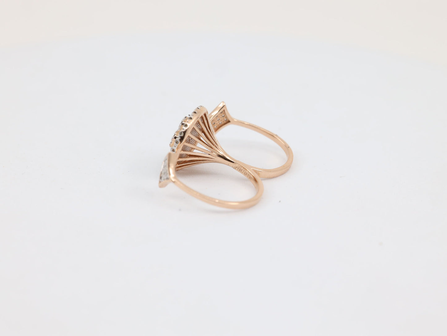 DIAMOND-RING,14K (DRG-00985)