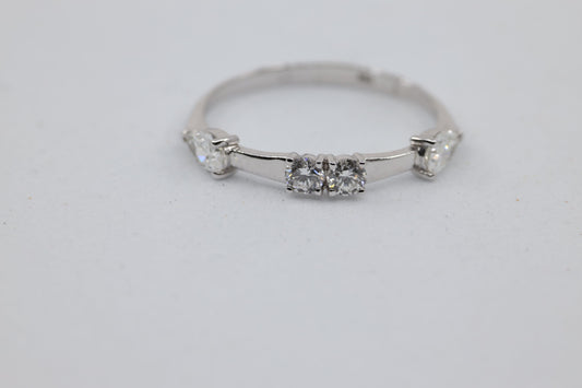 DIAMOND-RING,18K (DRG-01015)
