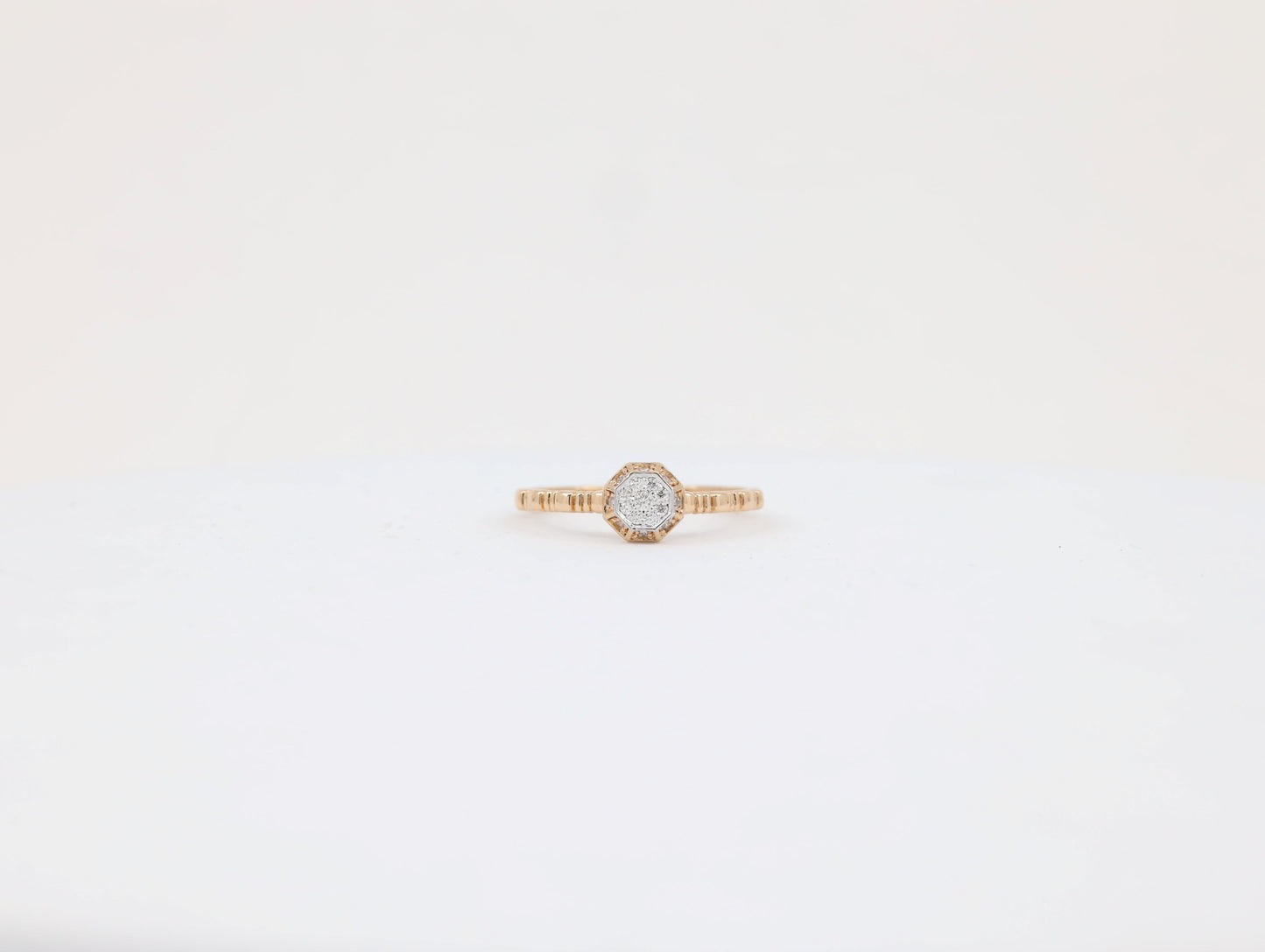 DIAMOND-RING 18K (DRG-10046)