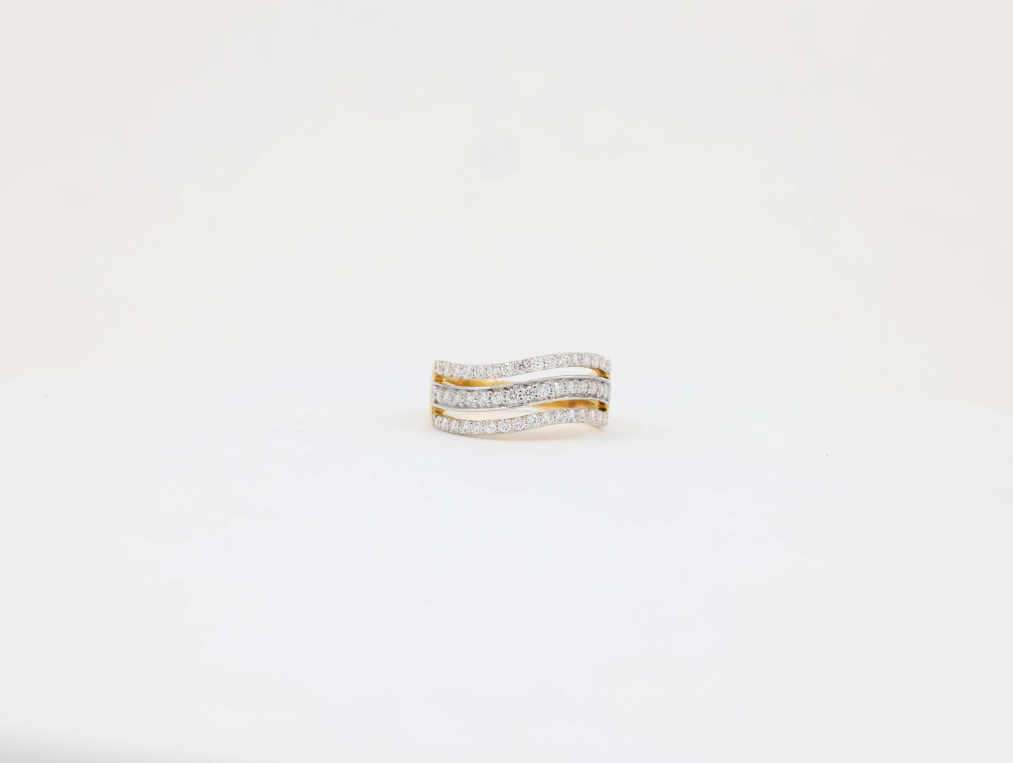 DIAMOND-RING 18K (DRG-10075)