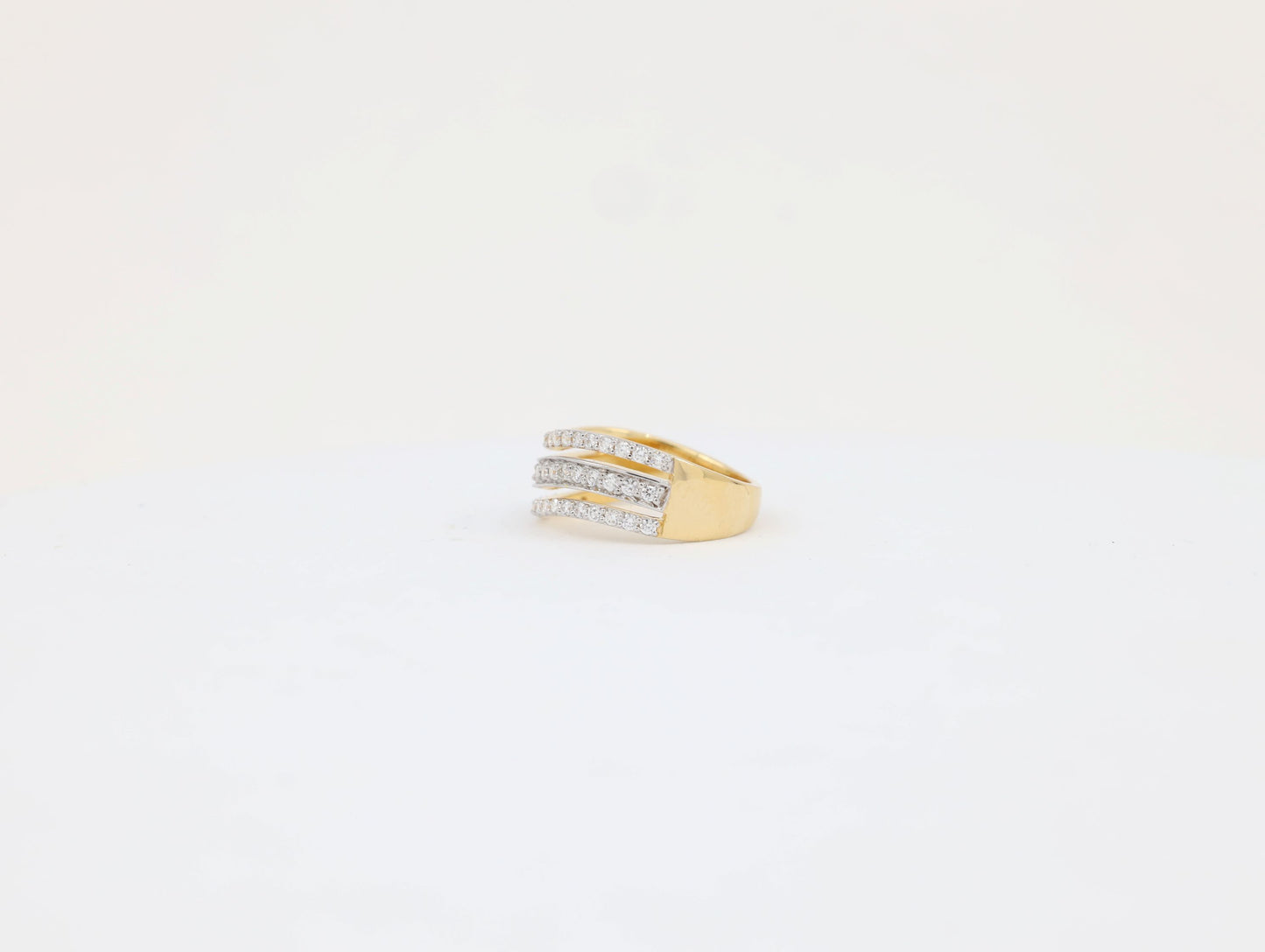 DIAMOND-RING 18K (DRG-10075)