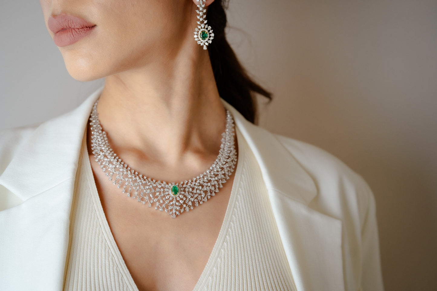 WHITE GOLD DIAMOND SET