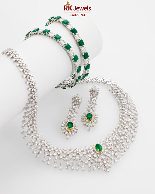 WHITE GOLD DIAMOND SET