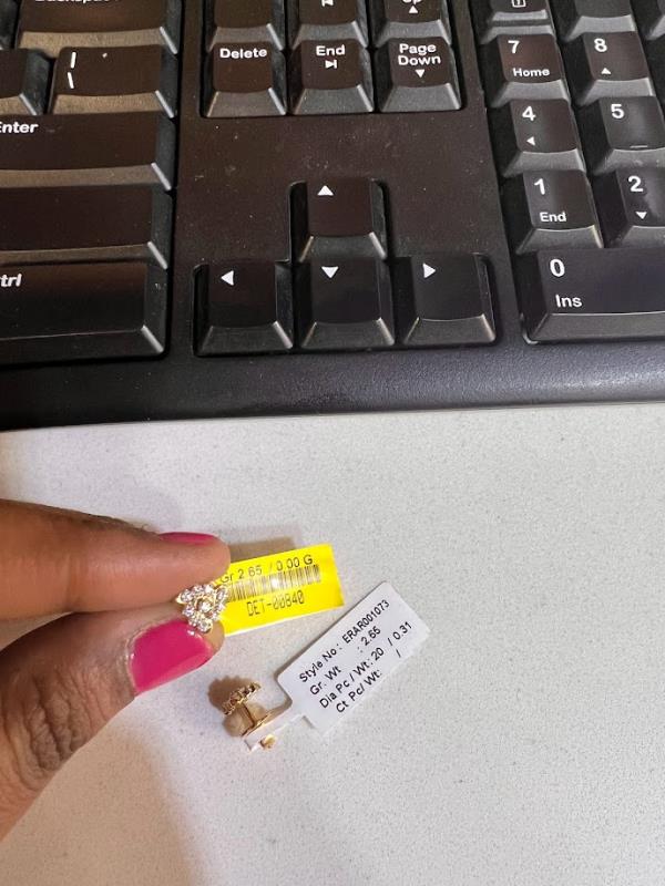 DIAMOND-EAR TOPS,18K (DET-00840)