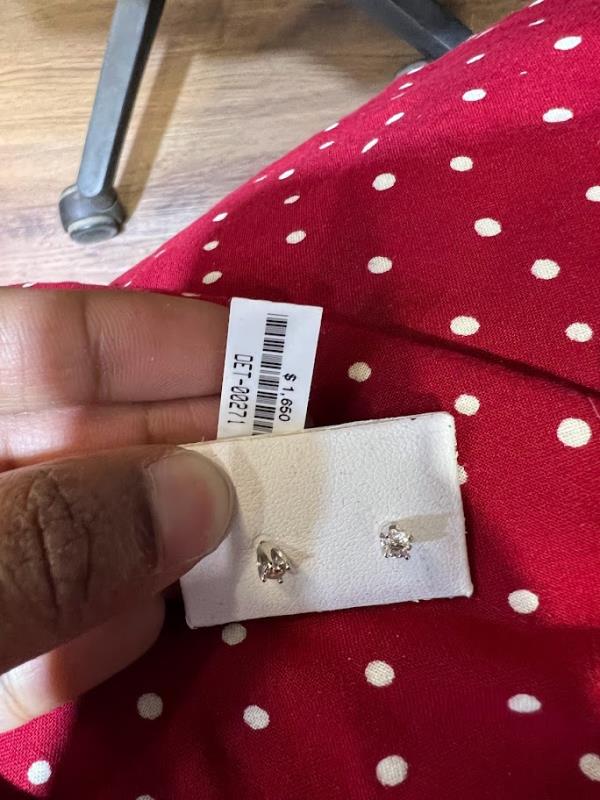 DIAMOND-EAR TOPS,18K (DET-00271)