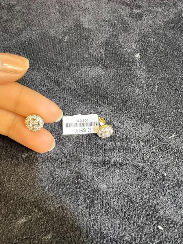 DIAMOND-EAR TOPS,18K (DET-00199)
