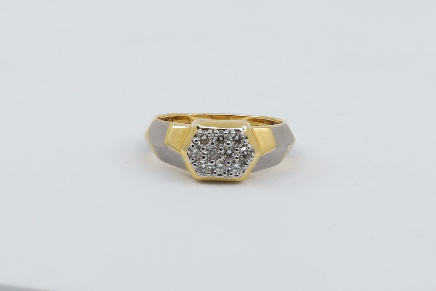 DIAMOND-RING,18K (DRG-00472)