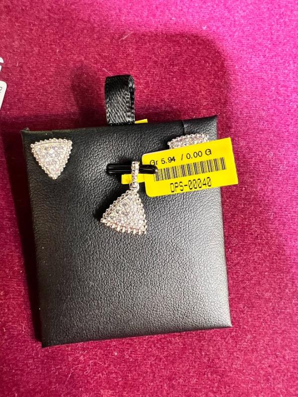 DIAMOND-PENDANT SET,18K (DPS-00040)