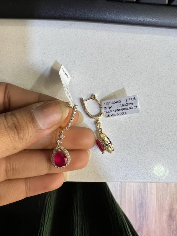 DIAMOND-EAR TOPS,18K (DET-00462)