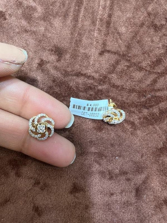 DIAMOND-EAR TOPS,18K (DET-00032)