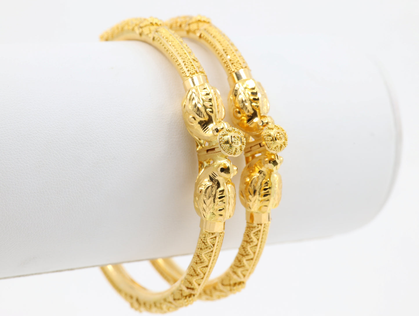 BANGLES 22K (BG-10937)