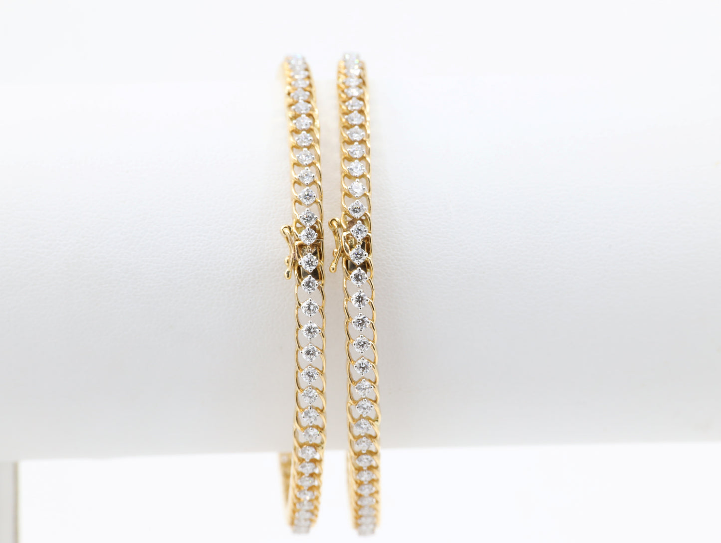 DIAMOND-BANGLES,18K (DBG-00015)