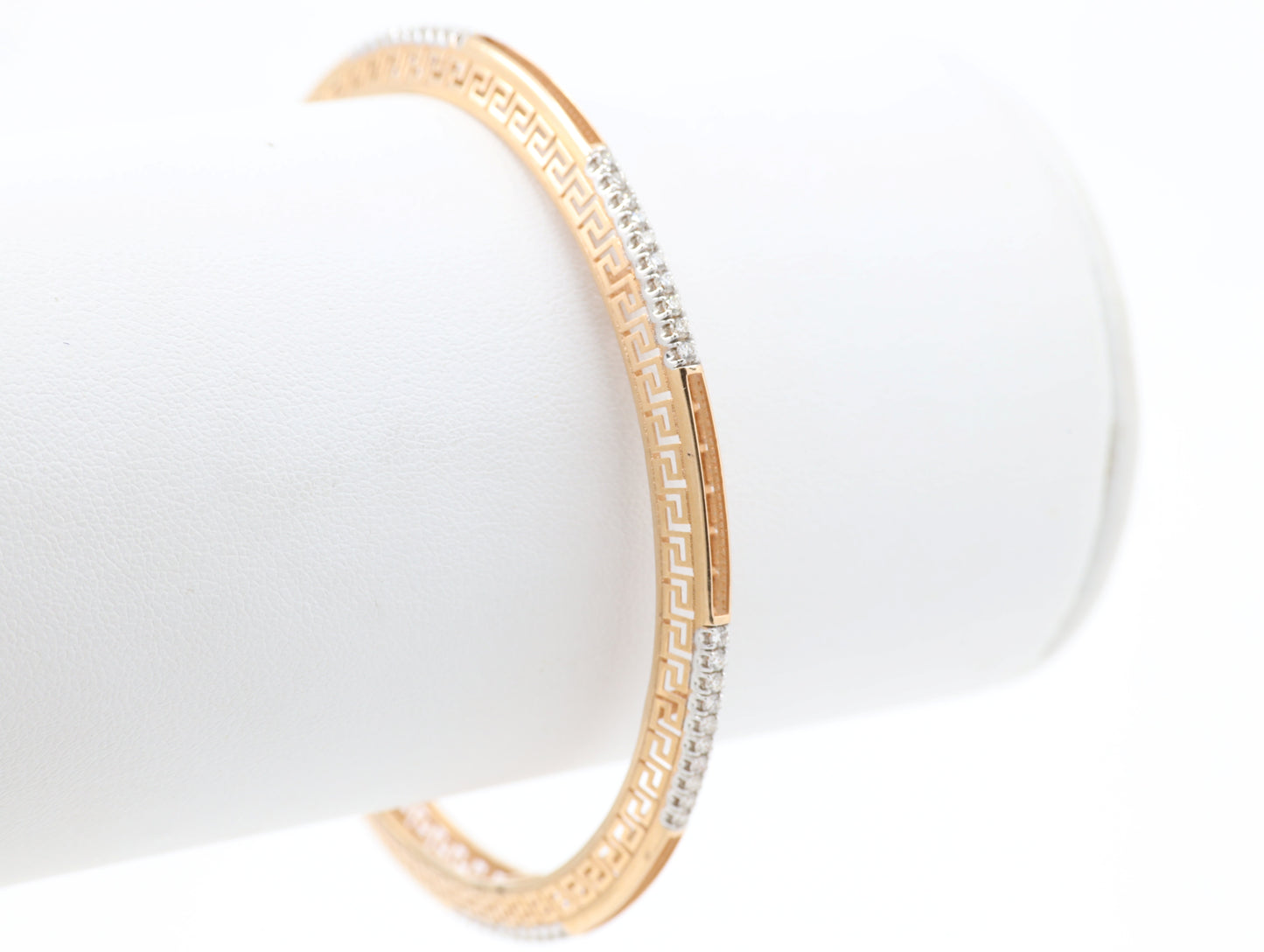 DIAMOND-BANGLES 18K (DBG-10022)