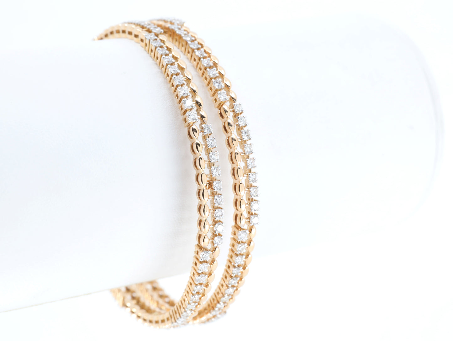 DIAMOND-BANGLES 18K (DBG-10035)