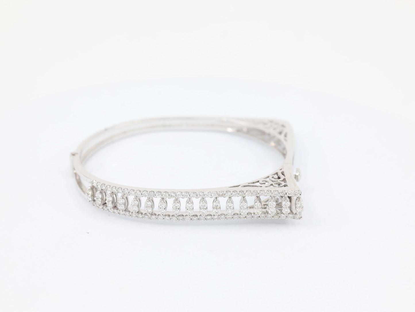 DIAMOND-BRACELET,18K (DBRC-00014)
