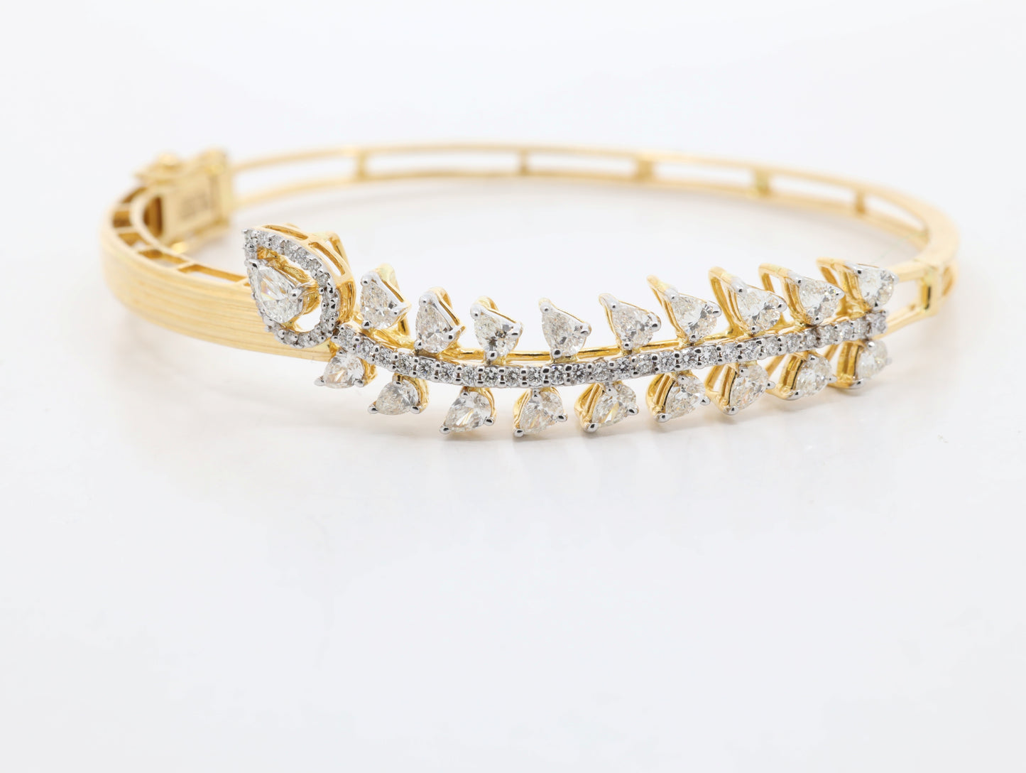 DIAMOND-BRACELE 18K (DBRC-10134)
