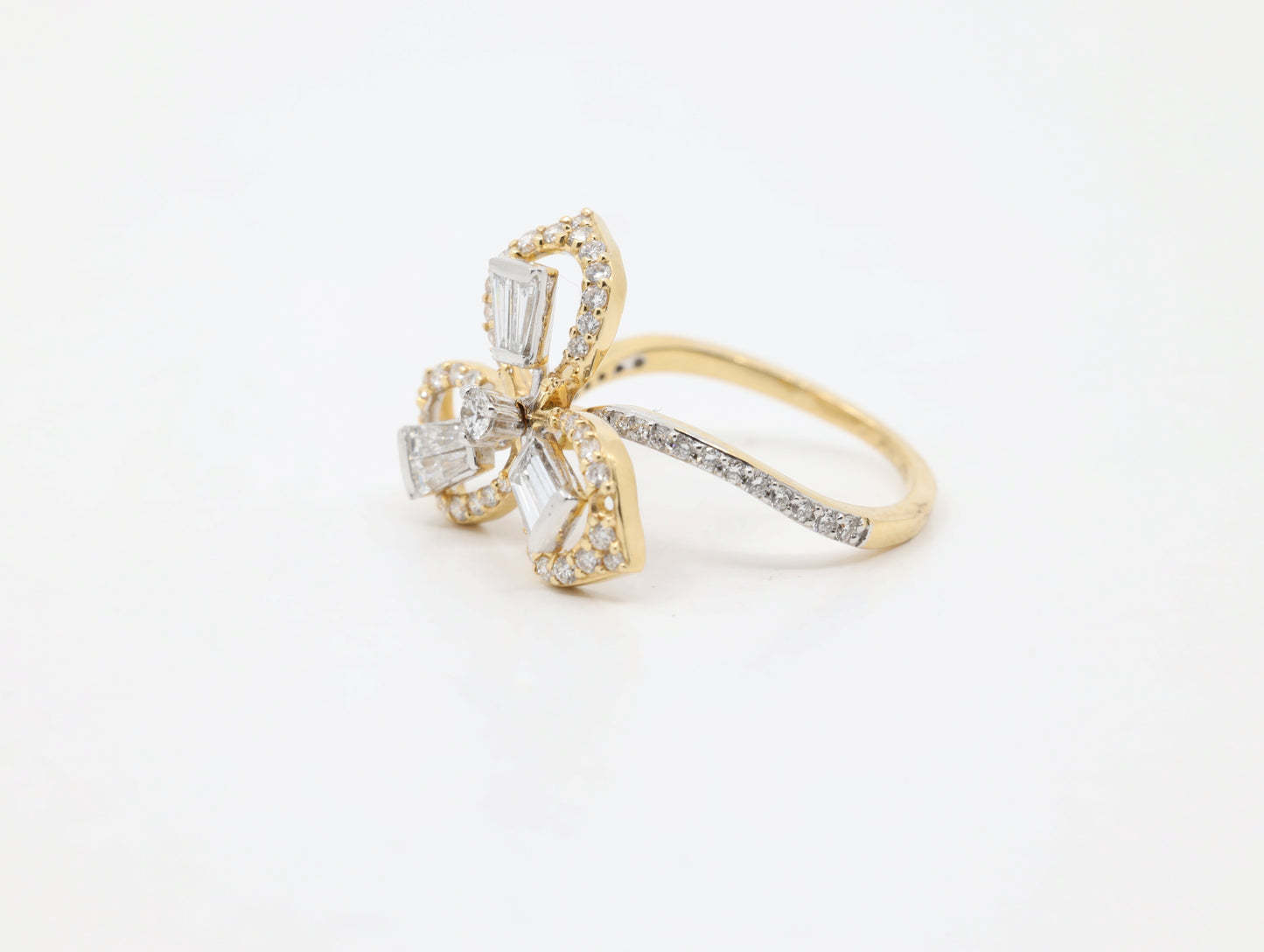 DIAMOND-RING,18K (DRG-01080)