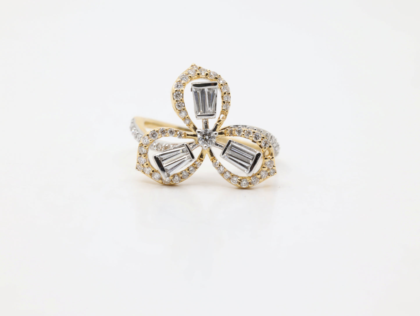 DIAMOND-RING,18K (DRG-01080)