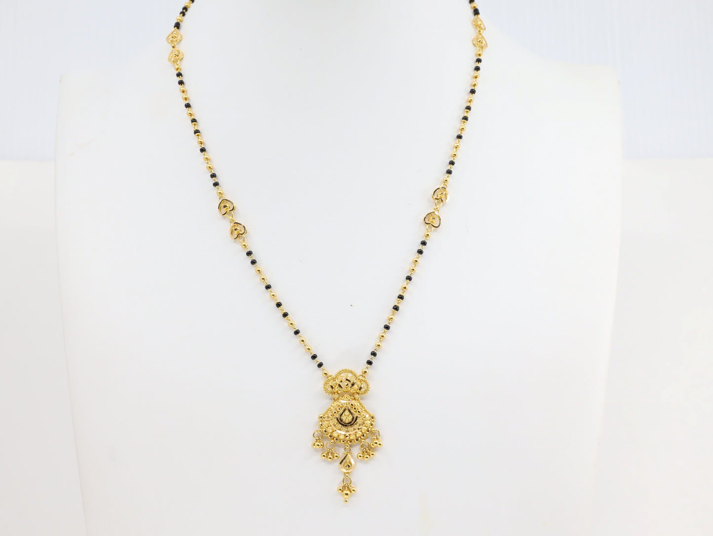 MANGALSUTRA 22K (MS-10102)