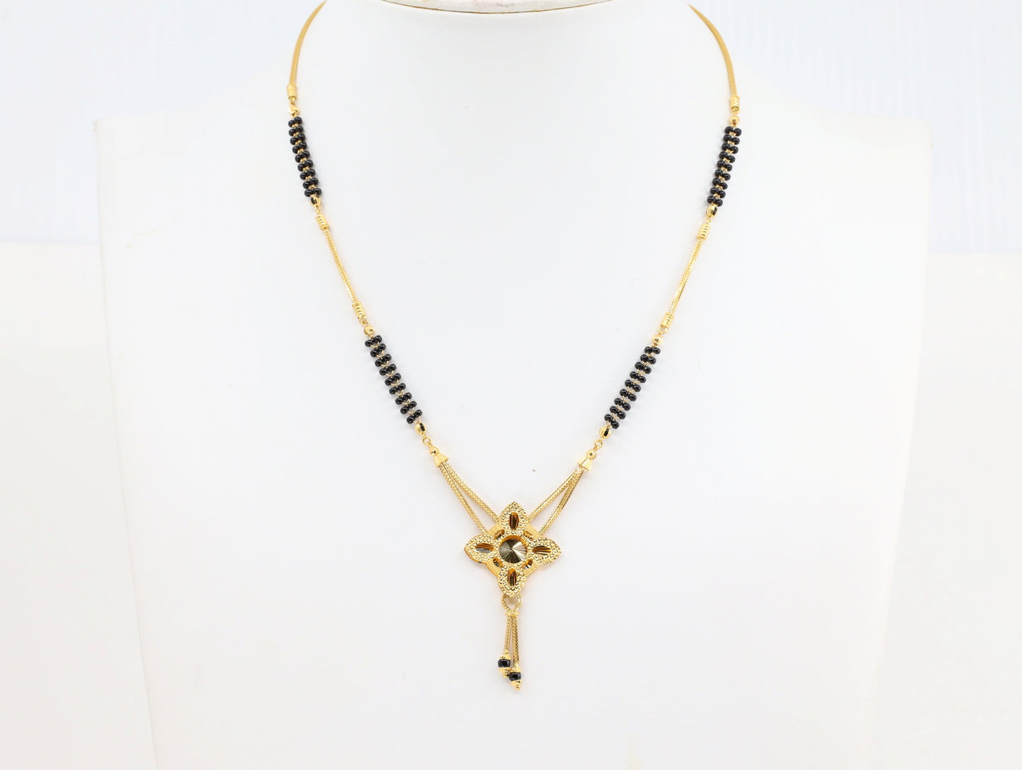 MANGALSUTRA 22K (MS-10117)