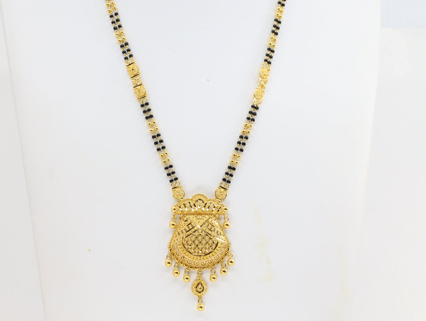 MANGALSUTRA 22K (MS-10122)