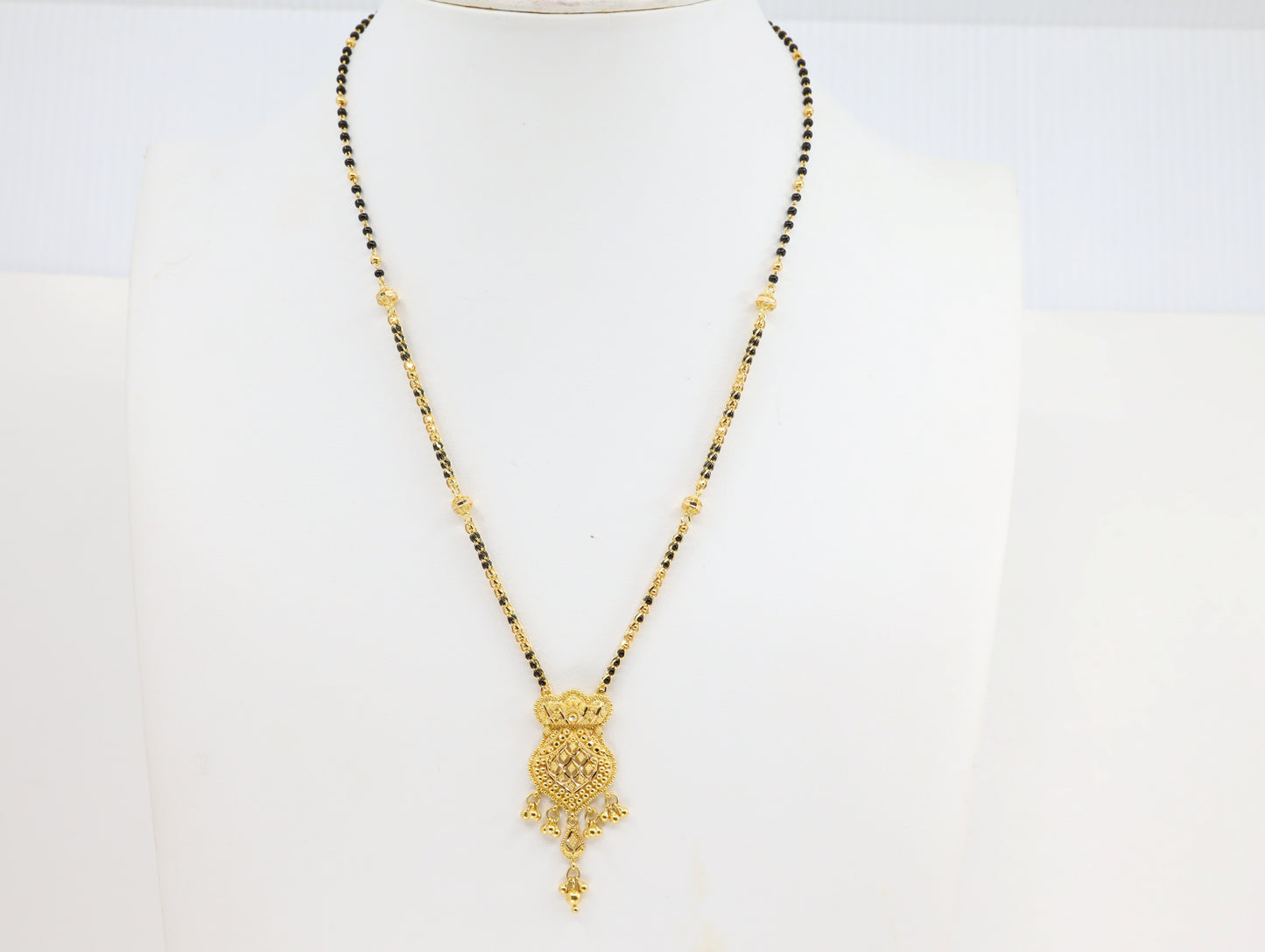 MANGALSUTRA 22K (MS-10124)