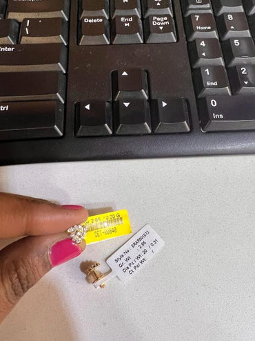 DIAMOND-EAR TOPS,18K (DET-00840)