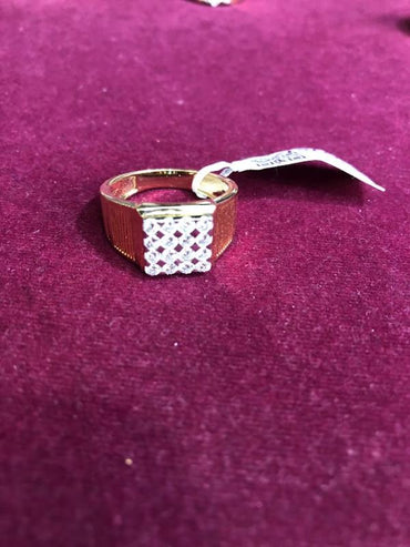 DIAMOND-RING,18K (DRG-00221)